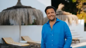 Thumbnail voor Timothy uit 'B&B Vol Liefde' maakt opvallende carrièrestap: ‘Wil je een likkie?’