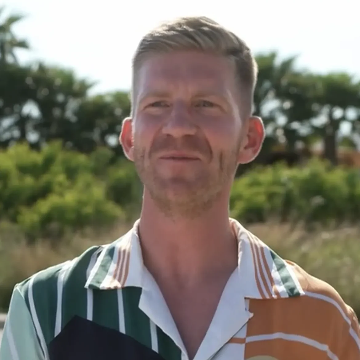 Kijkers vinden B&B-eigenaar Thomas wel heel blij met zichzelf: 'Oh Mexx, je verdient echt beter'