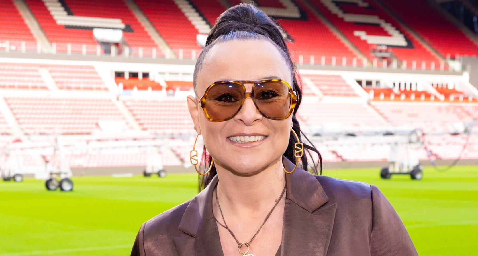 Trijntje Oosterhuis showt haar vakantie in Suriname