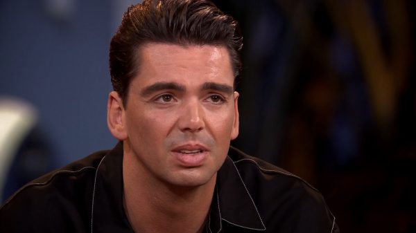 Yves Berendse tot tranen geroerd door 'Beste Zangers'-vertolking: 'Mooier dan het origineel'