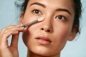 Thumbnail voor Zoef de deur uit: déze beautyhacks schelen je een hoop tijd