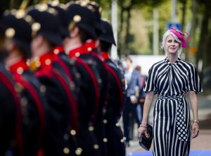 Thumbnail voor Alle hoeden verzamelen: deze politici pakken uit met hun outfits op Prinsjesdag