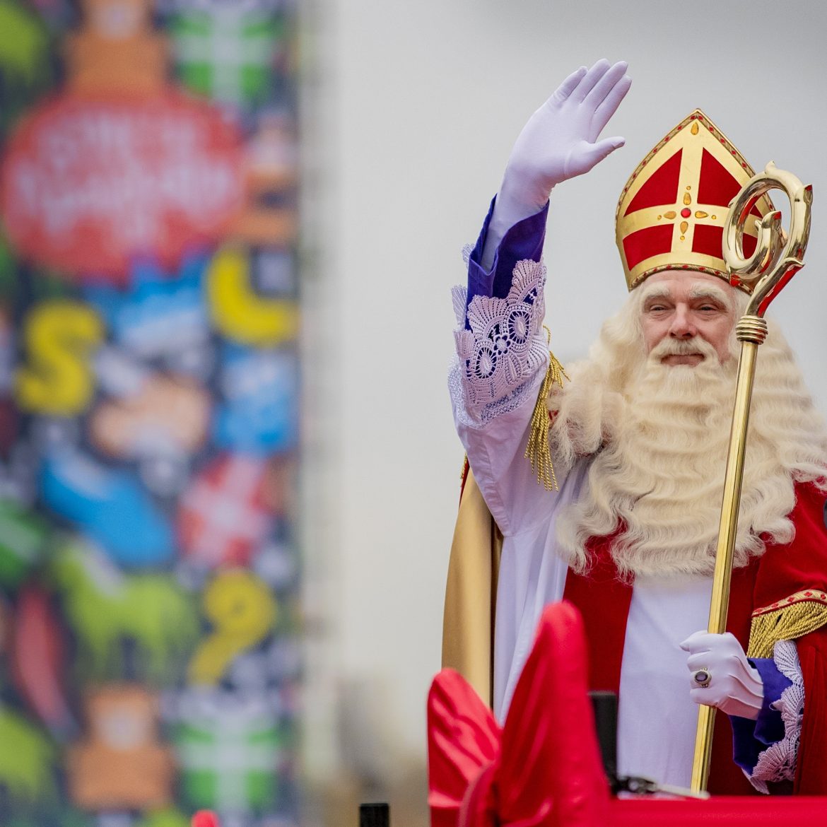 Stefan de Walle als Sinterklaas