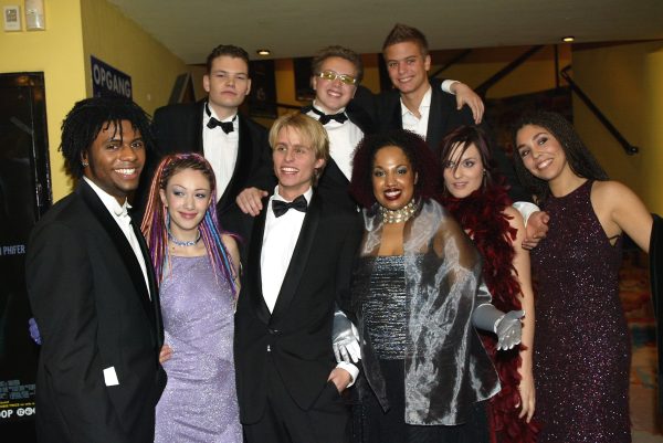 Joël de Tombe met de Idols 1 finalisten