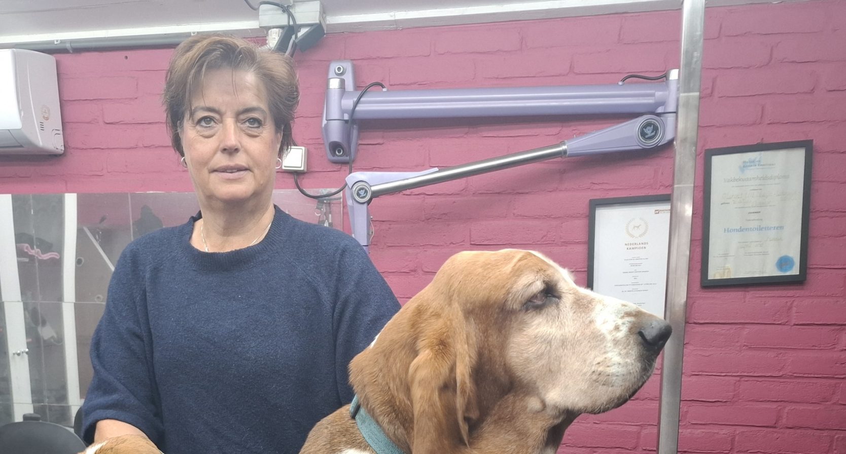 margret begon een hondentrimsalon