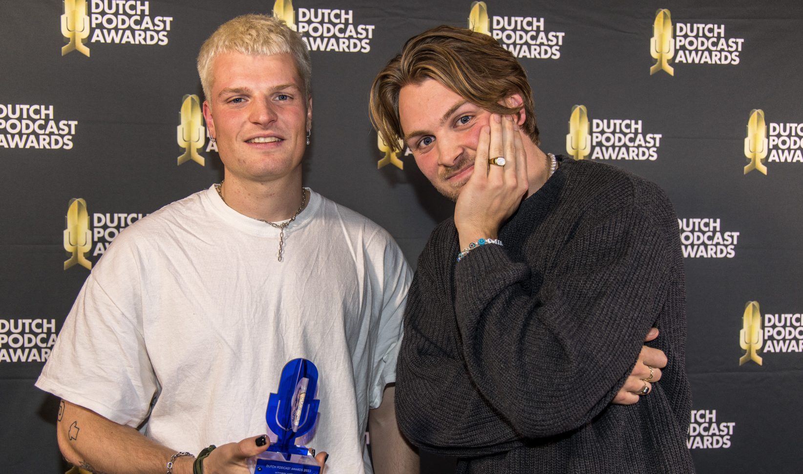 Rijk Hofman onthult de reden dat de podcast met zijn broer Sam is gestopt: 'Heb er zoveel verdriet over gehad'