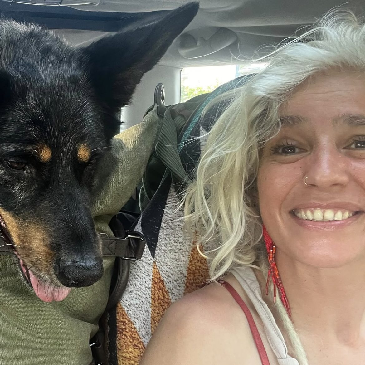 Nisha Tara met Lieske na B&B Vol Liefde