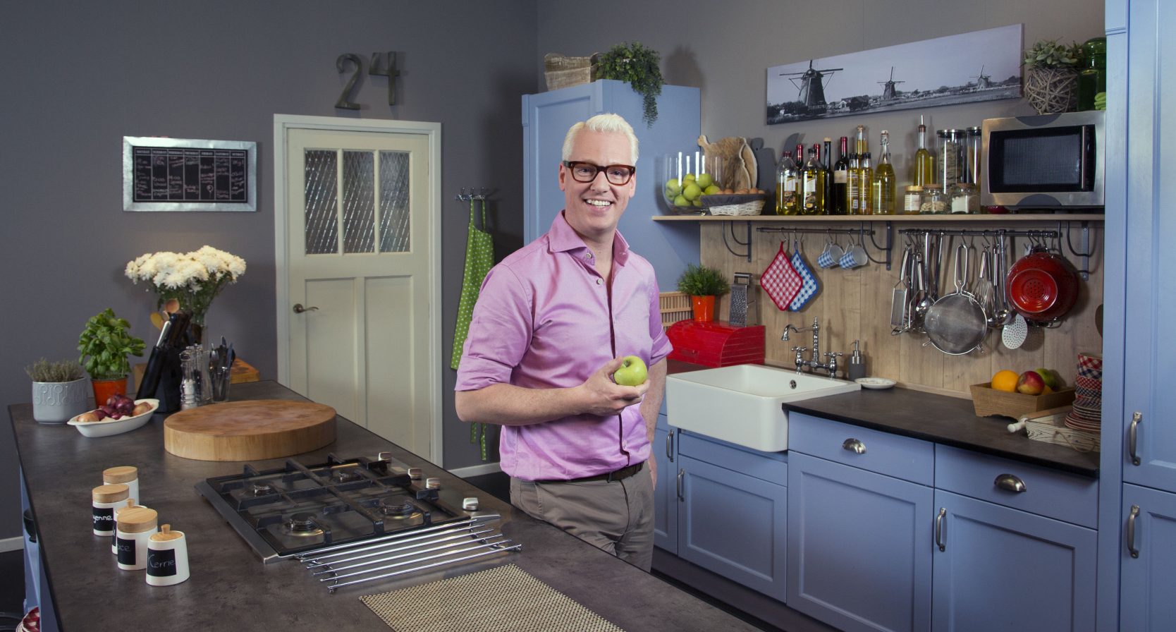 24Kitchen stopt. Rudolph van Veen aan het koken in de keuken