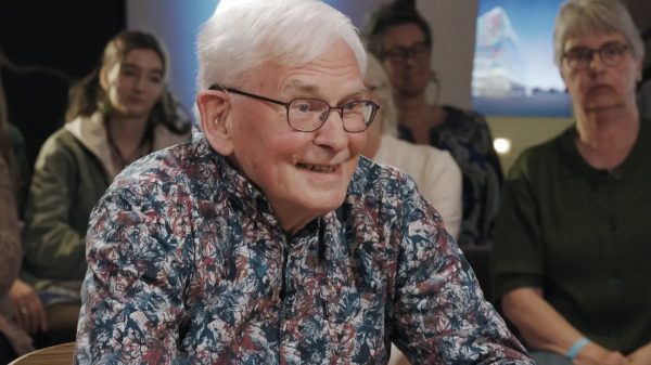 Barst in propagandabord zorgt voor drastische waardevermindering, maar het is nog altijd een klein fortuin waard