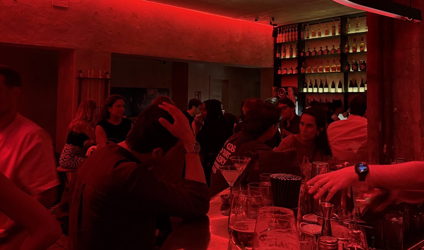 Tikkie te veel Yuna tweede date wijnbar