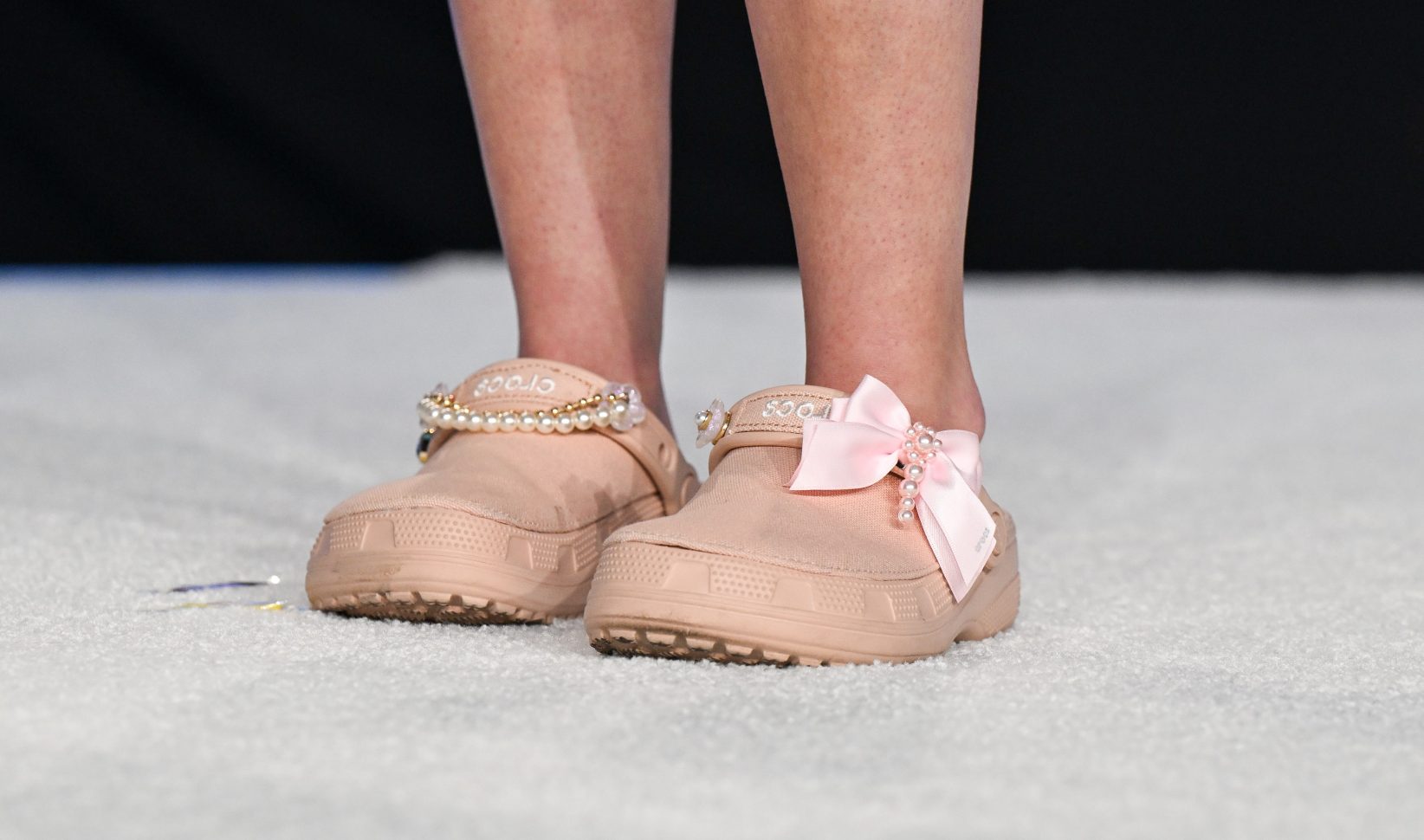 crocs