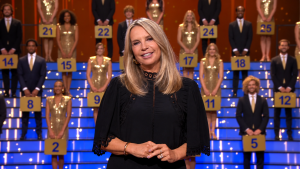 Thumbnail voor Très chic: Linda de Mol laat in 'Miljoenenjacht' zien hoe je kant subtiel draagt