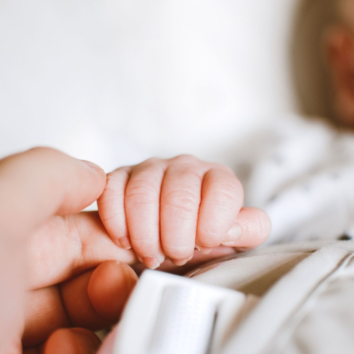 Dronken ouders aangehouden in Dordrecht, politie neemt baby mee