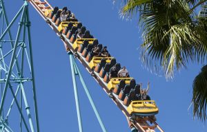 Thumbnail voor Eén dode en meerdere gewonden na ongeluk met achtbaan in Six Flags