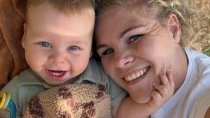 Thumbnail voor Miranda raakt na fertiliteitstraject van vijf jaar eindelijk zwanger en dan begint ze te bloeden: 'Was het universum nu een keer klaar?'