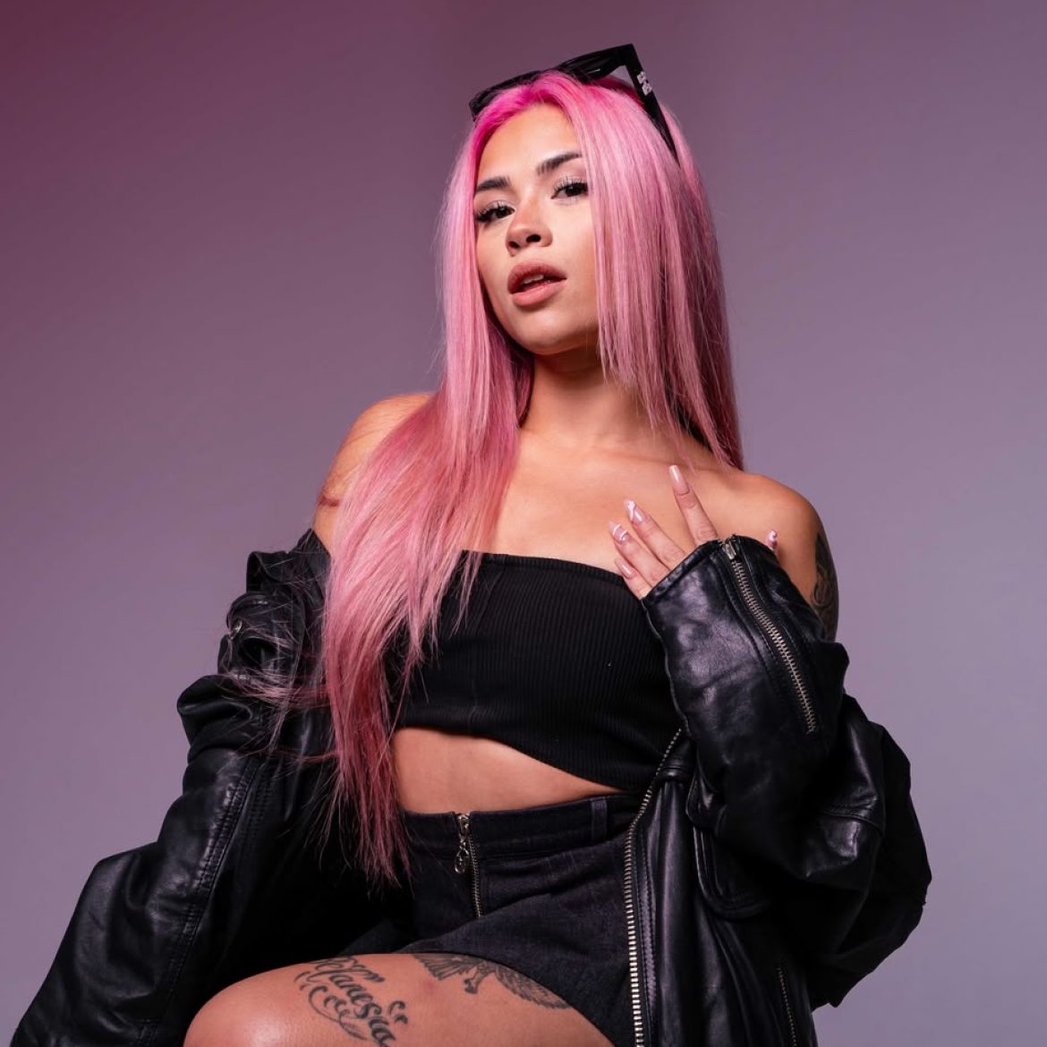 Ayushy roze haar
