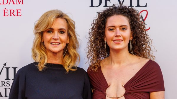 Emma Deckers (28) dankt acteercarrière aan zetje van moeder Daphne: 'Toen klikte het weer'